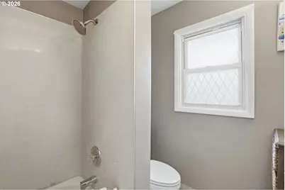 2507 N Farragut St, Portland, OR 97217 - Photo 14