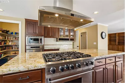 6021 Caufield St, West Linn, OR 97068 - Photo 12