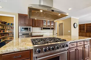6021 Caufield St, West Linn, OR 97068 - Photo 12