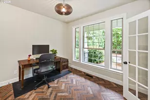 9820 SW 55th Ave, Portland, OR 97219 - Photo 8