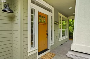 9820 SW 55th Ave, Portland, OR 97219 - Photo 4