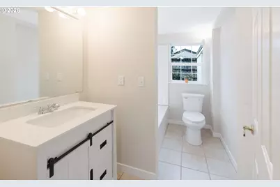 505 Leroy Ave #J, Molalla, OR 97038 - Photo 14