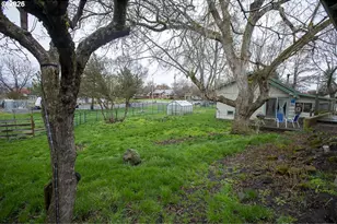 204 Crook Ave, La Grande, OR 97850 - Photo 24