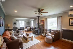 204 Crook Ave, La Grande, OR 97850 - Photo 4