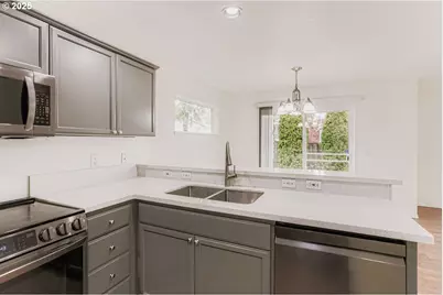 16828 NW Greyhawk Dr, Beaverton, OR 97006 - Photo 18