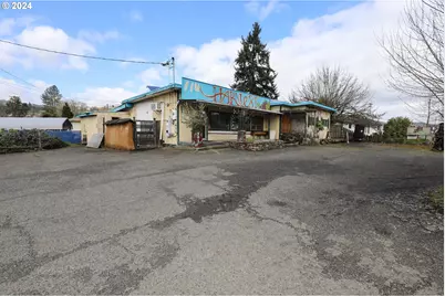 501 NW Douglas Blvd, Winston, OR 97496 - Photo 32