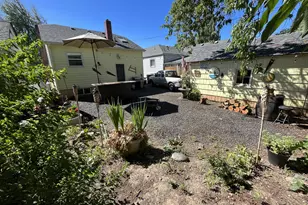 930 14th St, Salem, OR 97301 - Photo 16