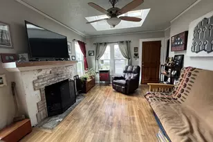 930 14th St, Salem, OR 97301 - Photo 4