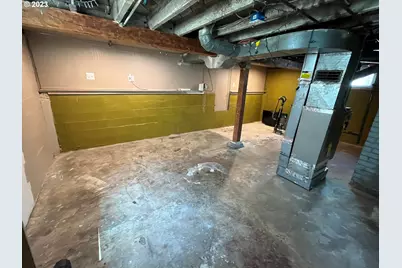 930 14th St, Salem, OR 97301 - Photo 14