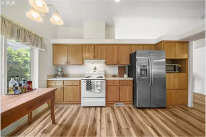 128 Chad Dr, Cottage Grove, OR 97424 - Photo 10
