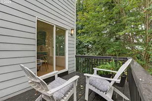 6244 Frost Ln, Lake Oswego, OR 97035 - Photo 16