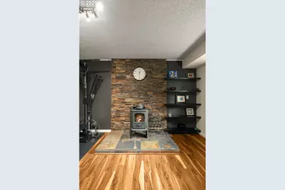 10525 SW 42nd Ave, Portland, OR 97219 - Photo 12