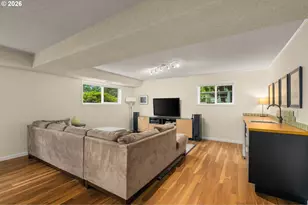 10525 SW 42nd Ave, Portland, OR 97219 - Photo 10
