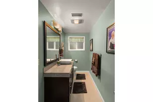 10525 SW 42nd Ave, Portland, OR 97219 - Photo 16