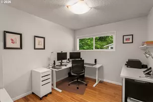 10525 SW 42nd Ave, Portland, OR 97219 - Photo 18