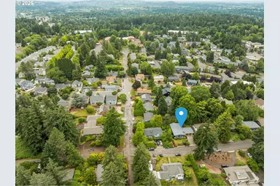 10525 SW 42nd Ave, Portland, OR 97219 - Photo 32