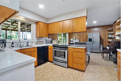 12441 SE Knapp St, Portland, OR 97236 - Photo 14
