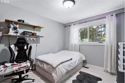 12441 SE Knapp St, Portland, OR 97236 - Photo 16