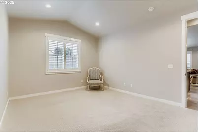16685 SE Pacific Crest Trail Pl, Happy Valley, OR 97086 - Photo 12