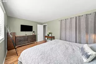13918 NE Klickitat Ct, Portland, OR 97230 - Photo 16