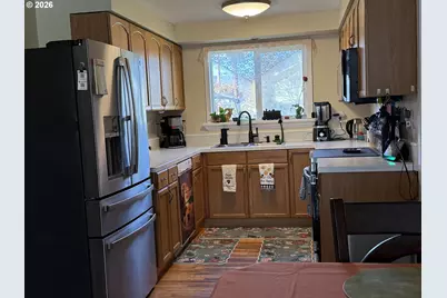 2082 Bel Air Ct #2082, Roseburg, OR 97471 - Photo 8