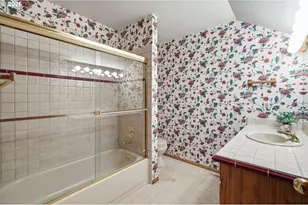 835 Fairway View Dr, Eugene, OR 97401 - Photo 40