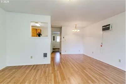 1566 Laura St, Springfield, OR 97477 - Photo 32