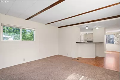 1566 Laura St, Springfield, OR 97477 - Photo 2