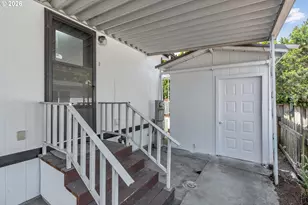21100 NE Sandy Blvd, Fairview, OR 97024 - Photo 26