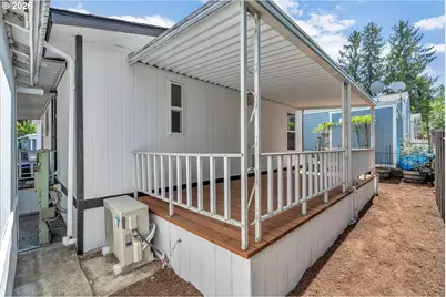 21100 NE Sandy Blvd #6, Fairview, OR 97024 - Photo 32