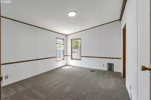 21100 NE Sandy Blvd, Fairview, OR 97024 - Photo 20
