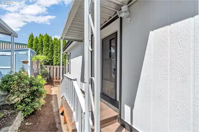 21100 NE Sandy Blvd #6, Fairview, OR 97024 - Photo 4