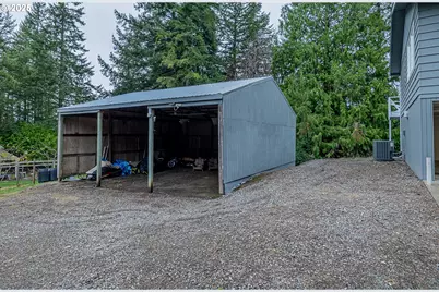 1070 E 15th St, Coquille, OR 97423 - Photo 42