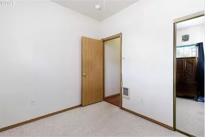 10348 N Barr Ave, Portland, OR 97203 - Photo 28
