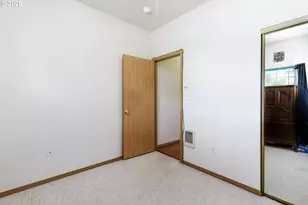 10348 N Barr Ave, Portland, OR 97203 - Photo 28