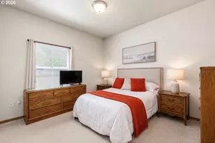 10348 N Barr Ave, Portland, OR 97203 - Photo 20