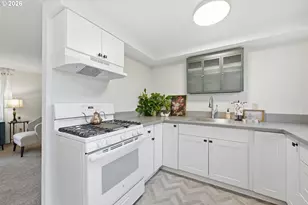 1263 F St, Springfield, OR 97477 - Photo 12