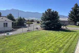 203 Court St, Enterprise, OR 97828 - Photo 8