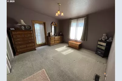 203 Court St, Enterprise, OR 97828 - Photo 14