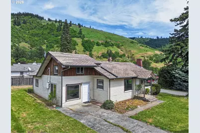 782 NE Center St, White Salmon, WA 98672 - Photo 30