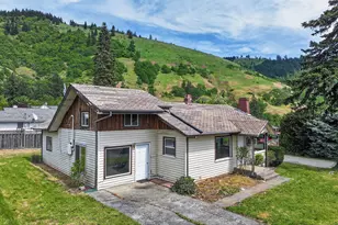 782 NE Center St, White Salmon, WA 98672 - Photo 30