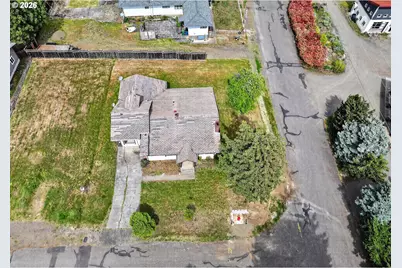 782 NE Center St, White Salmon, WA 98672 - Photo 34