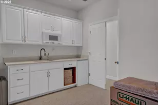 685 St Andrews Loop, Creswell, OR 97426 - Photo 32