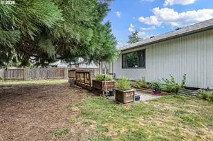 25181 Cheney Dr, Veneta, OR 97487 - Photo 28