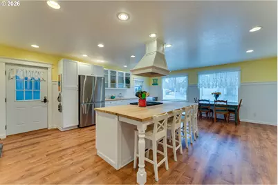 1103 Division St, Camas, WA 98607 - Photo 6