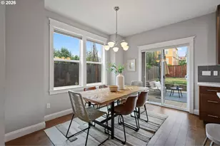 541 NE Tillamook St, Portland, OR 97212 - Photo 8