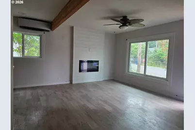 5711 SE 123rd Ave, Portland, OR 97236 - Photo 2