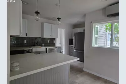 5711 SE 123rd Ave, Portland, OR 97236 - Photo 6