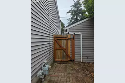 5711 SE 123rd Ave, Portland, OR 97236 - Photo 12