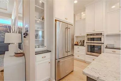 10606 NW 34th Ave, Vancouver, WA 98685 - Photo 18